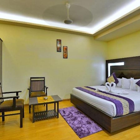 Hotel Samrat Jabalpur Exteriér fotografie