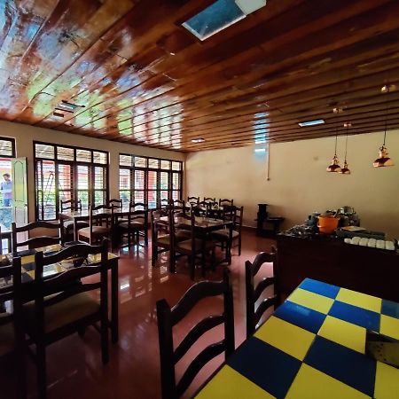 Hotel Samrat Jabalpur Exteriér fotografie