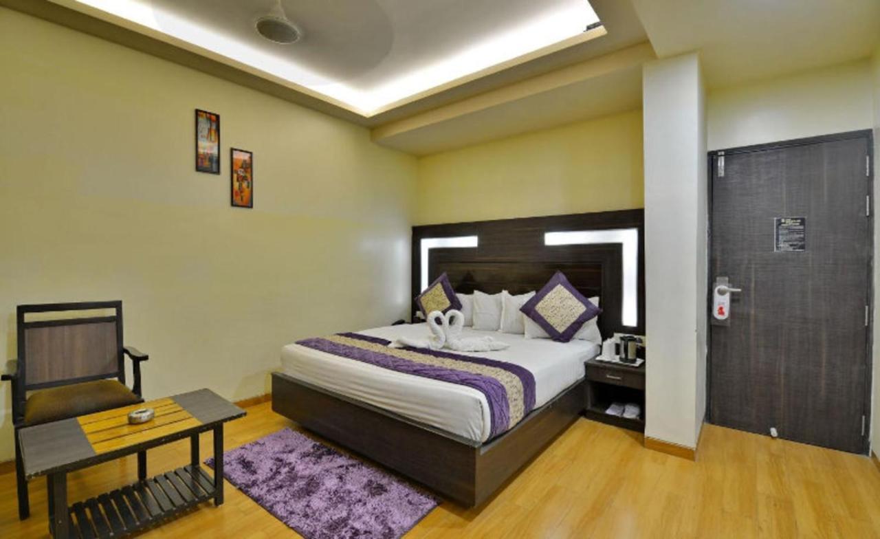 Hotel Samrat Jabalpur Exteriér fotografie