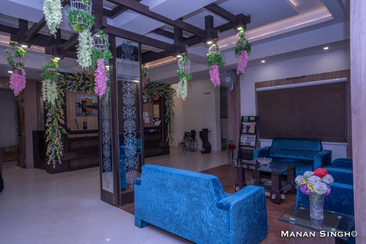 Hotel Samrat Jabalpur Exteriér fotografie