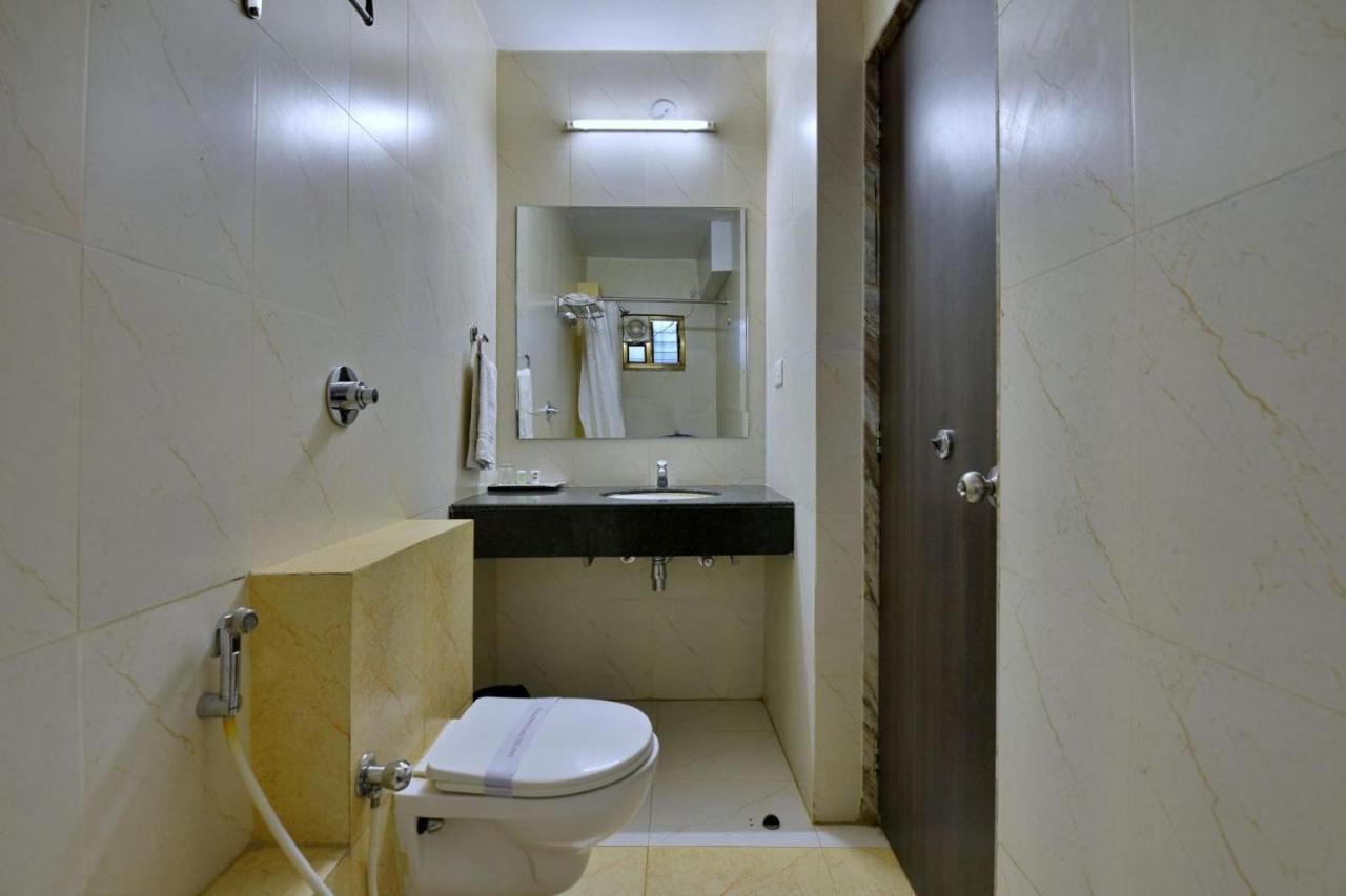 Hotel Samrat Jabalpur Exteriér fotografie